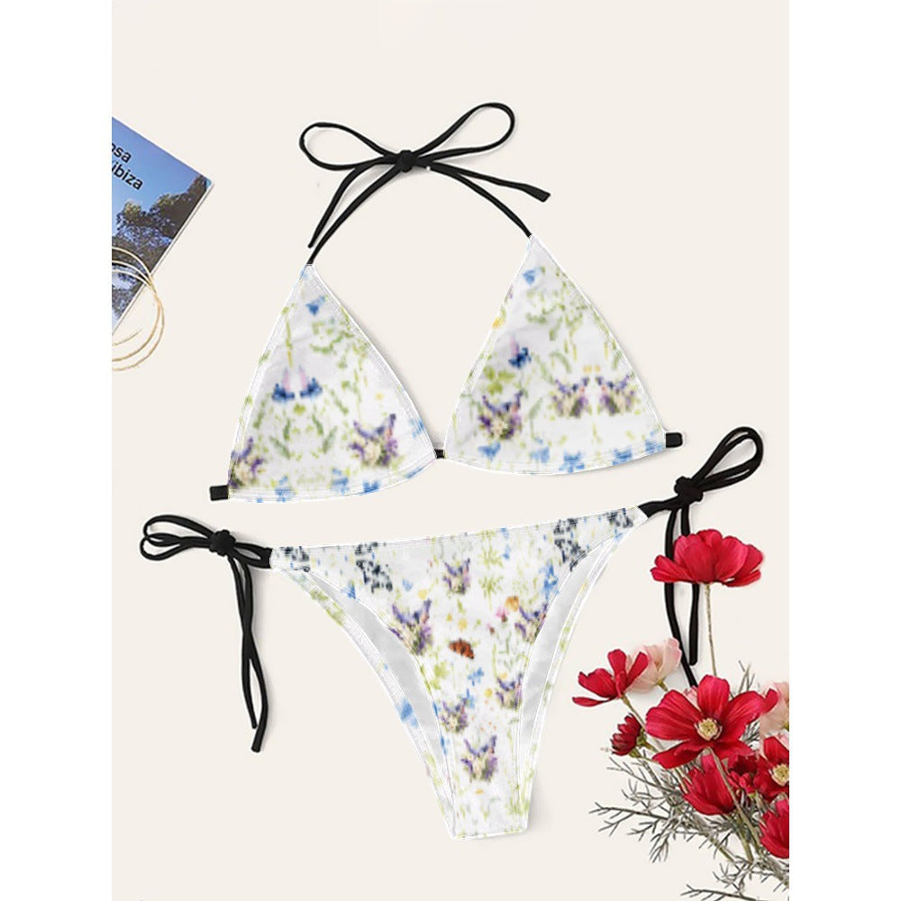 Aufpolierter und verspielter Bikini