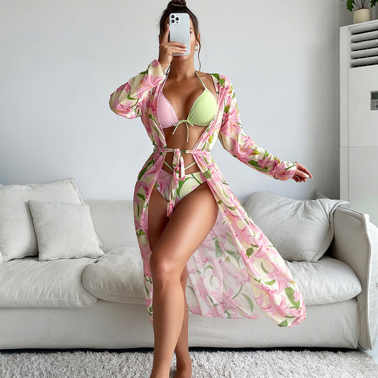 Raffinierter und strahlender Bikini