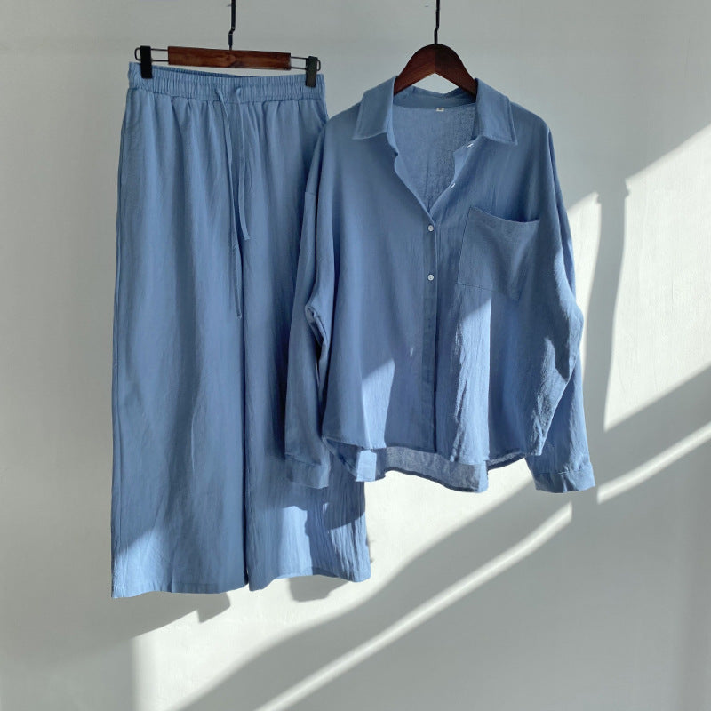Hemd und Hose mit hoher Taillierung aus Baumwolle und Leinen