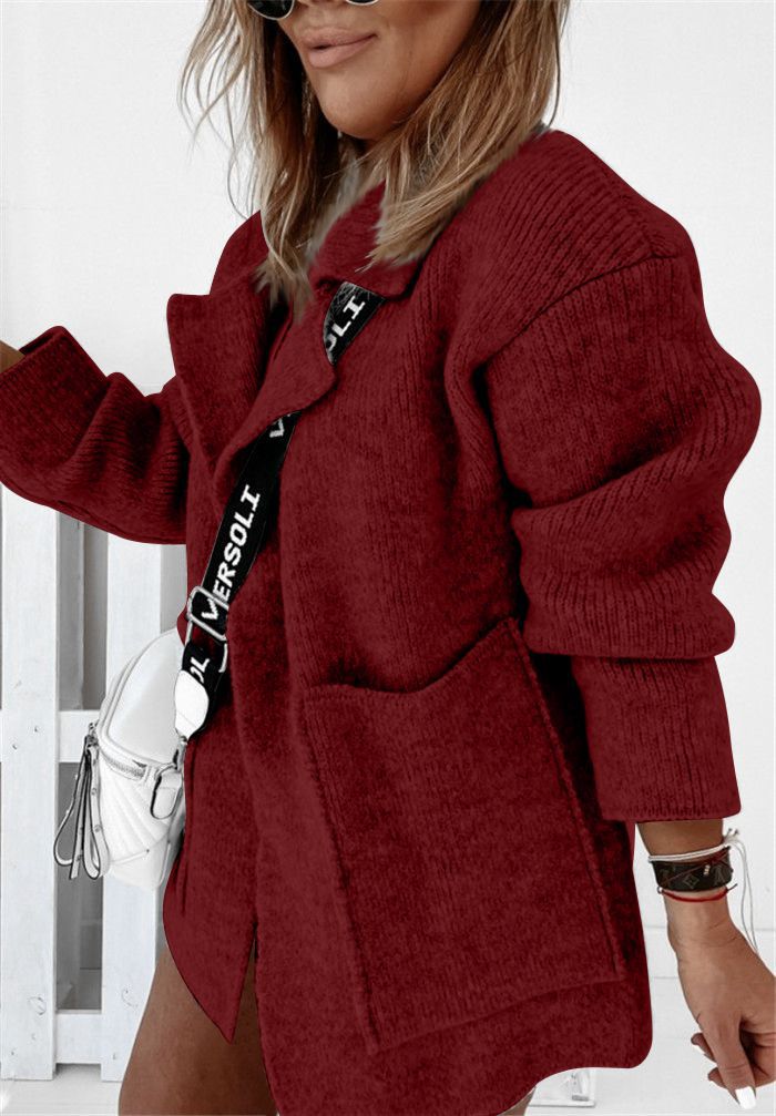 Voluminöse Strickjacke mit kuscheligem Kragen für aktive Mädchen