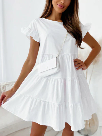 Kleid mit weiten Ärmeln, rundem Ausschnitt und unregelmäßigem Saum