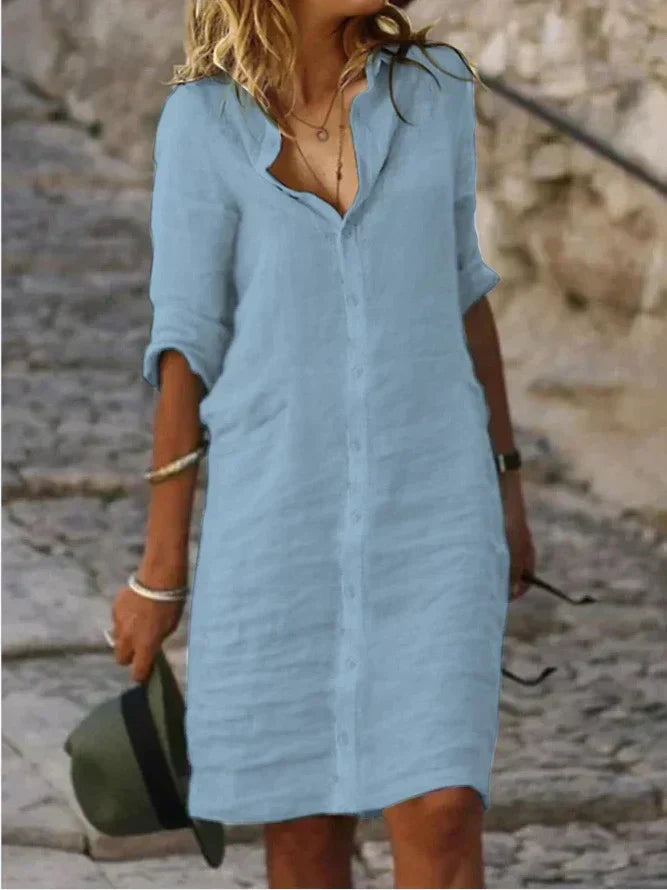 Einfarbiges Baumwollkleid mit Reversknöpfen und halben Ärmeln