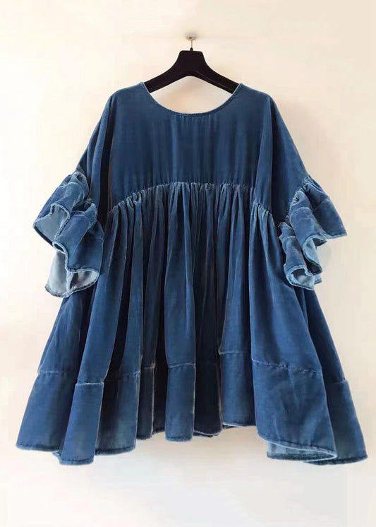 Saindra - Kurzes Kleid mit Schmetterlingsärmeln