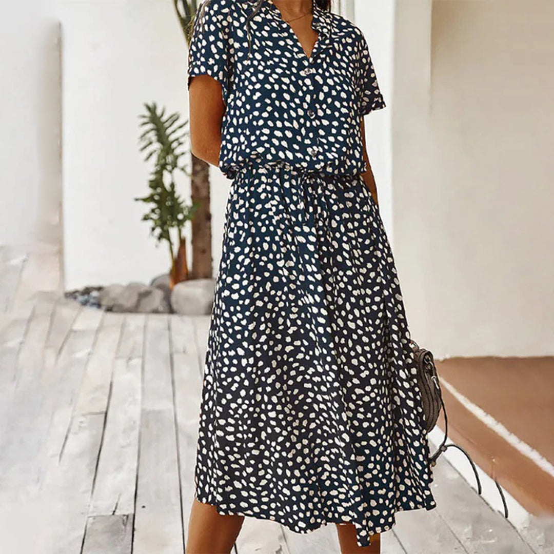 Bedrucktes Kleid mit V-Ausschnitt