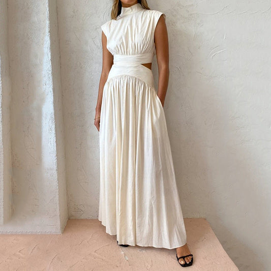 Prudence - Elegantes ärmelloses Kleid mit modischem hohen Ausschnitt
