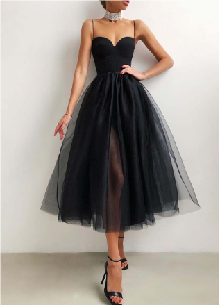 Esmeralda - Abschlussballkleid mit Spaghetti-Trägern und geradem Saum