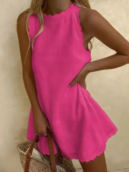 Quenery - Kleid mit gestickten Rüschen