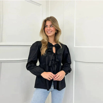 Cassandra | Sommerbluse mit Schleifenausschnitt