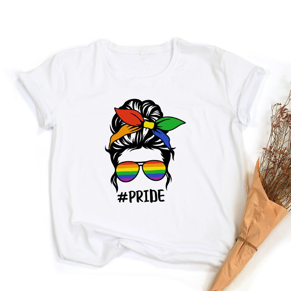 Frieden Liebe Gleichheit Regenbogen Grafik T-Shirt | LGBT Stolz Retro Sommer Top