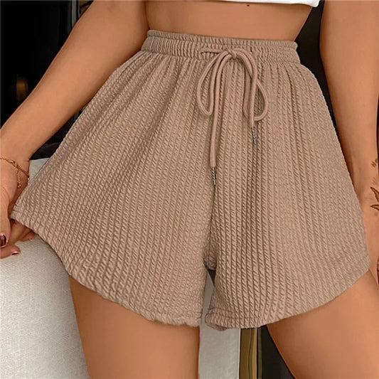 Shorts mit Kordelzug und weiten Beinen