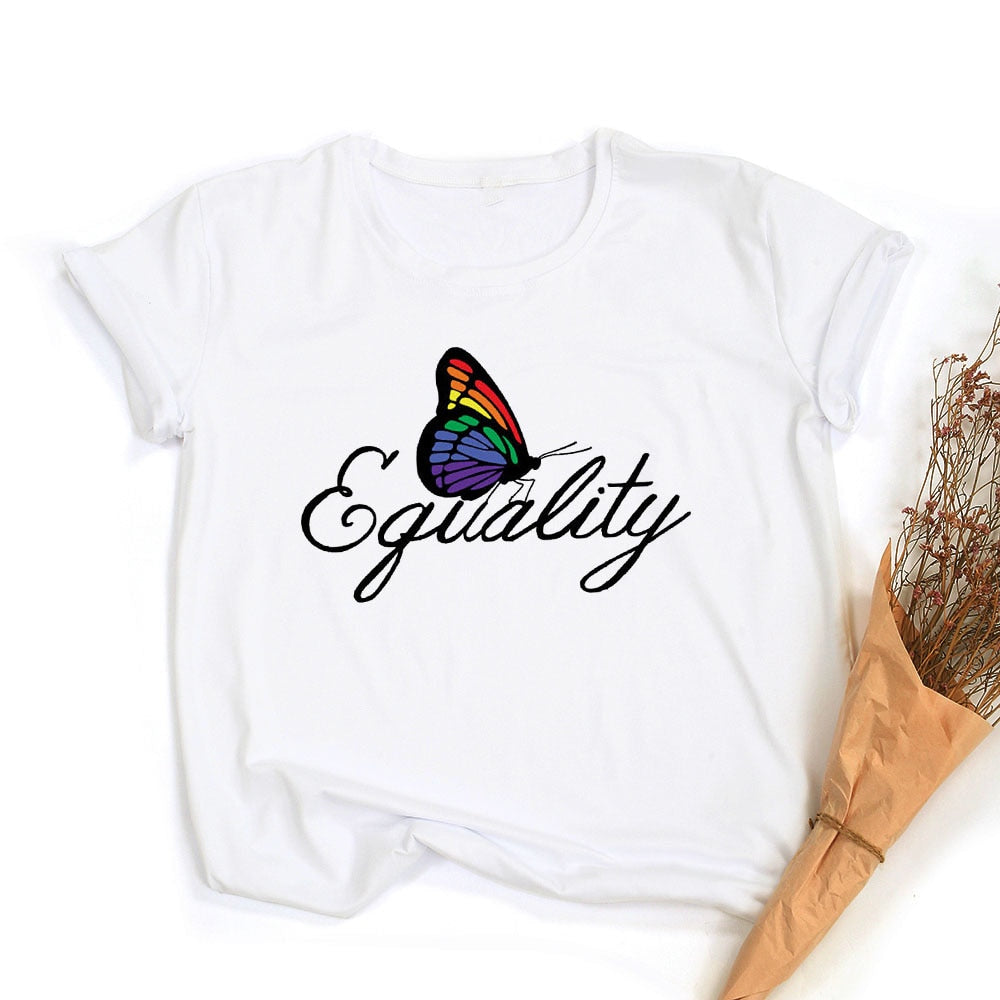 Frieden Liebe Gleichheit Regenbogen Grafik T-Shirt | LGBT Stolz Retro Sommer Top