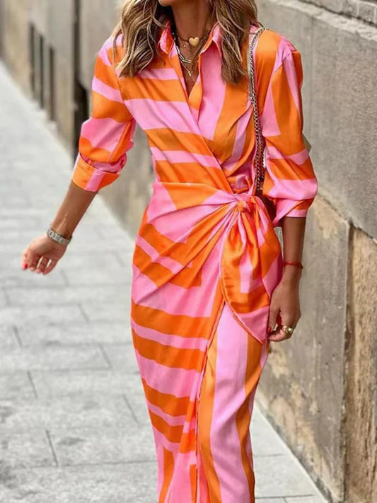 Verspieltes Sommerkleid voller Farben und Charme