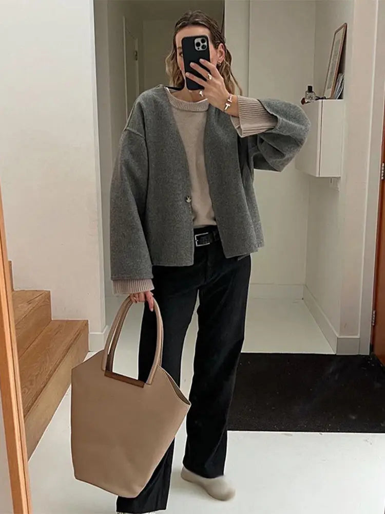 Sally - zweireihige Streetwear-Jacke im Retro-Look