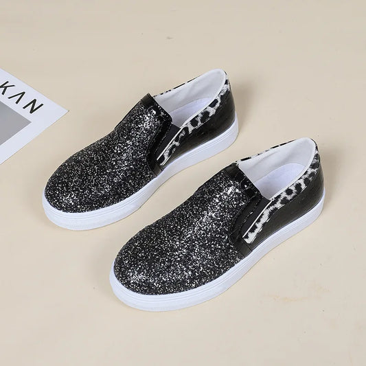 Flache Loafer mit Glitzerpailletten