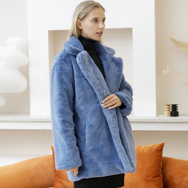 Milya - Luxuriöser Pelzmantel für Frauen