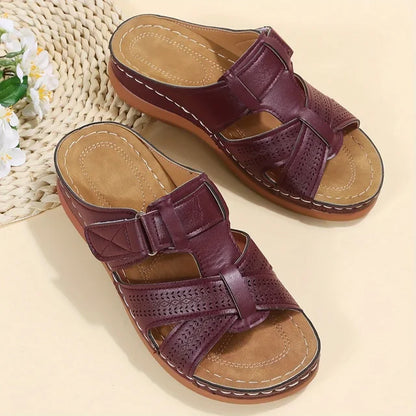 EVELYN | Rutschfeste orthopädische Ledersandalen