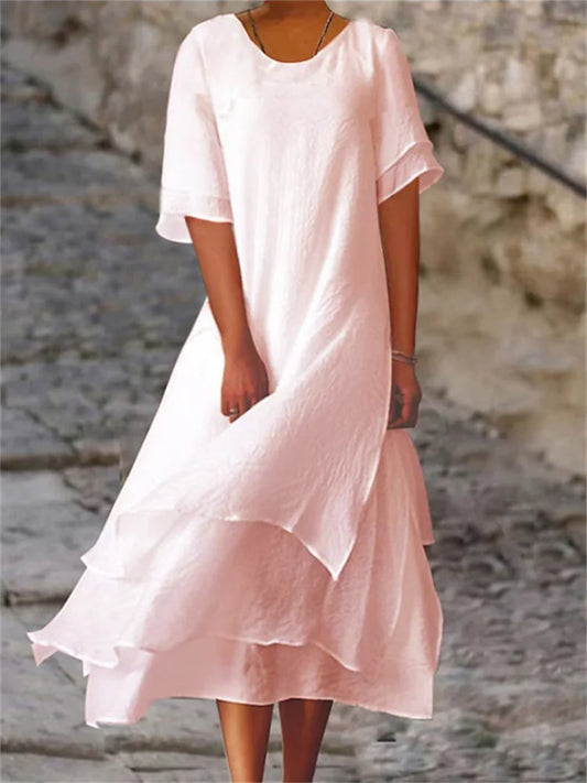 Doppellagiges Kleid mit kurzen Ärmeln und Rundhalsausschnitt