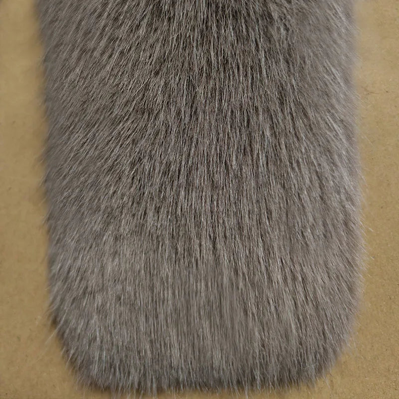 Eleganter Pelzmantel für Damen