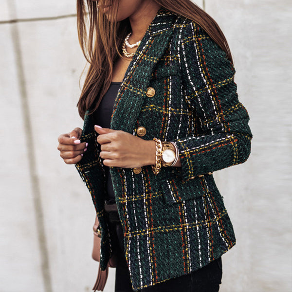 Karierter Blazer mit zwei Reihen von Knöpfen