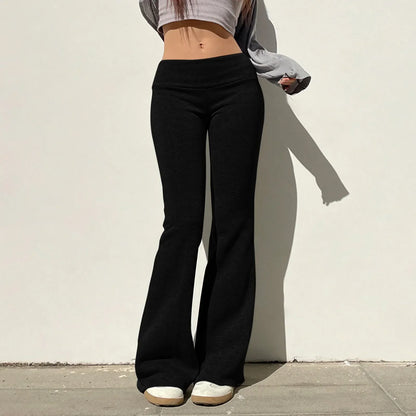 Sophie | Eng anliegende Schlaghose | Lässiger Chic | Bequemer Stoff