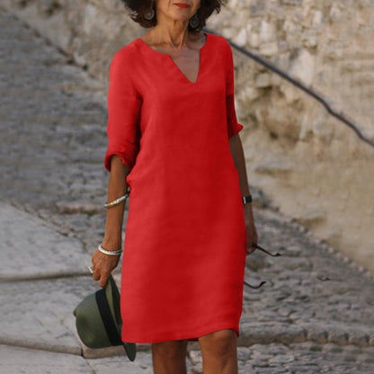 Elegantes klassisches Kleid in Knielänge mit Dreiviertelärmeln