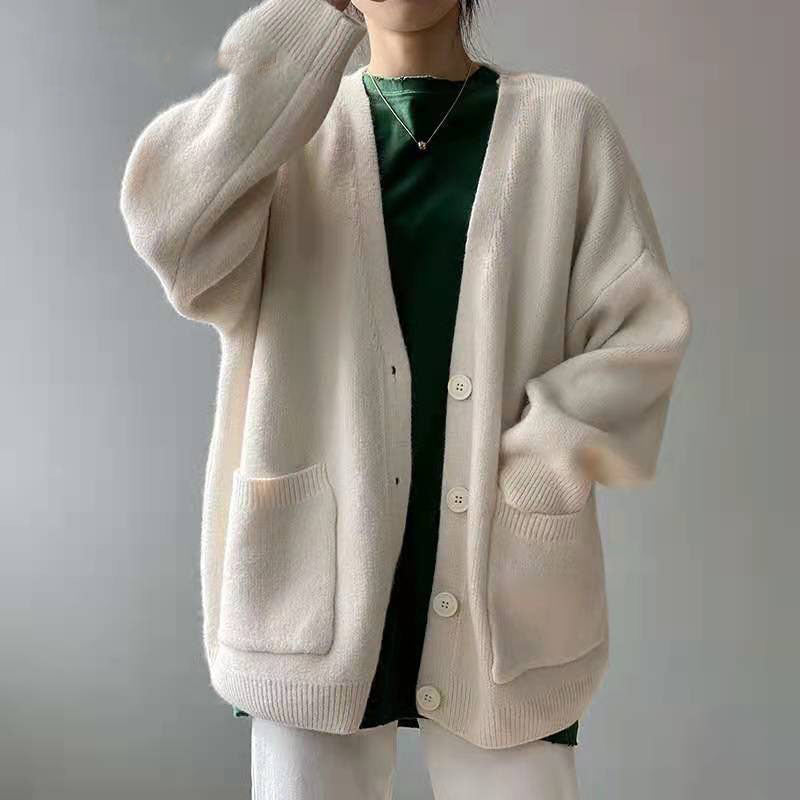 Strickjacke mit V-Ausschnitt