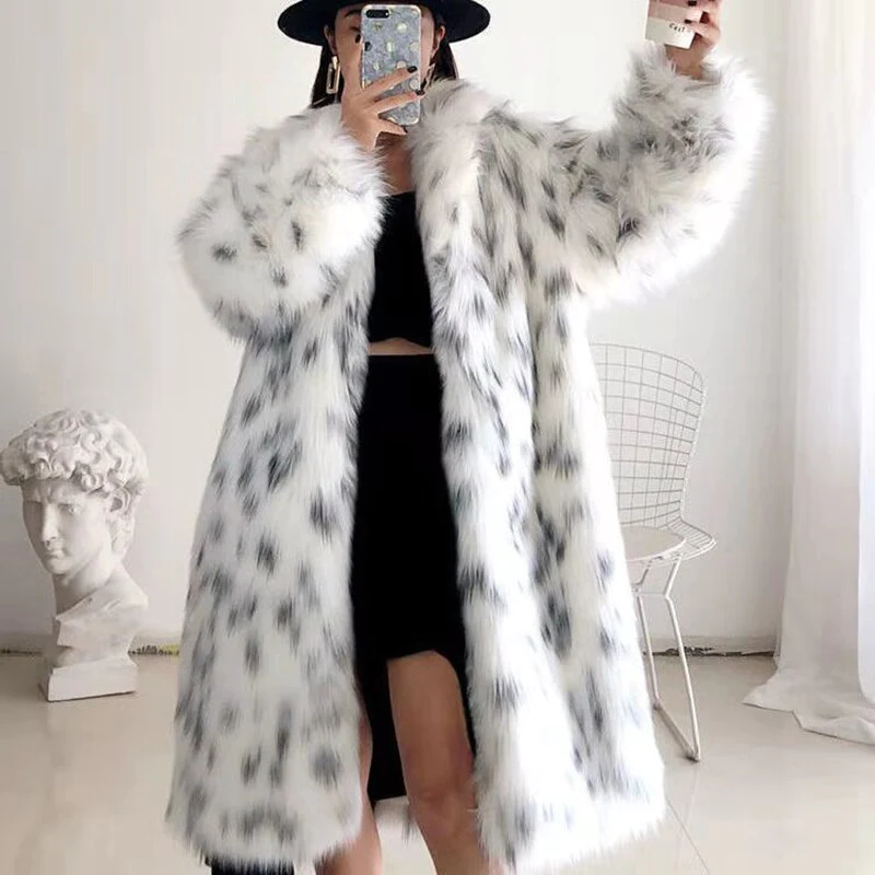 Sofie - Luxuriöser Mantel aus Kunstfell