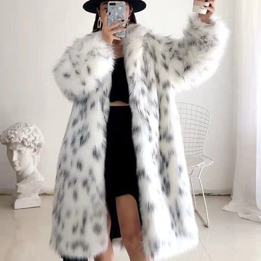 Sofie - Luxuriöser Mantel aus Kunstfell