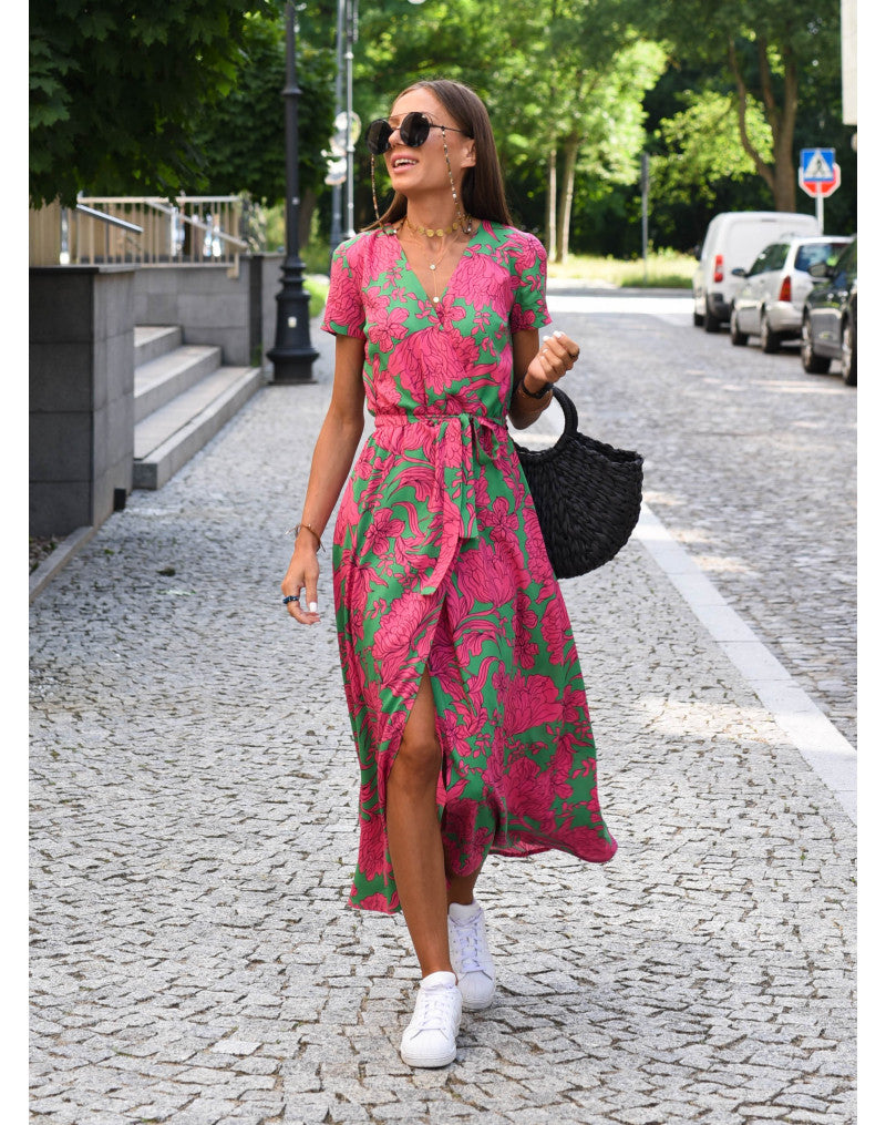 Blumenkleid mit hohem Schlitz und verstellbarem Bund