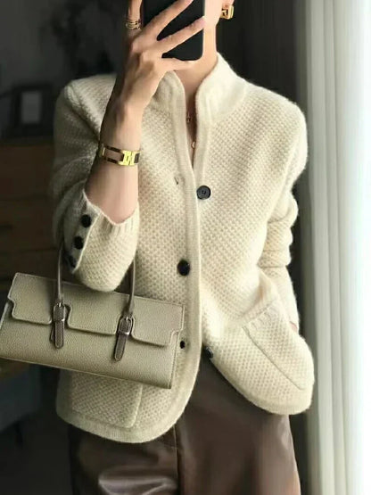 Ashley Strickjacke | Stilvoll und warm