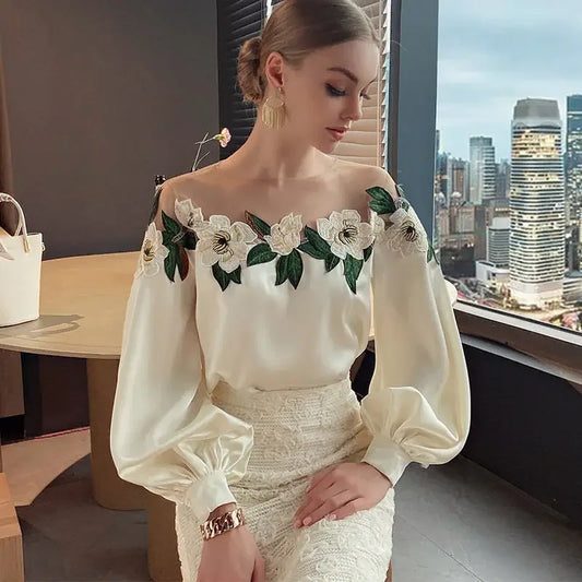Saria Bluse | Off Shoulder Bluse mit Blumen