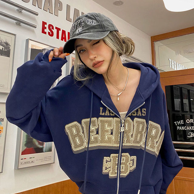 ClassicHoodie™: Kapuzenpulli für Frauen