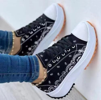 Schlupf-Sneaker Schnürer Plateauschuhe