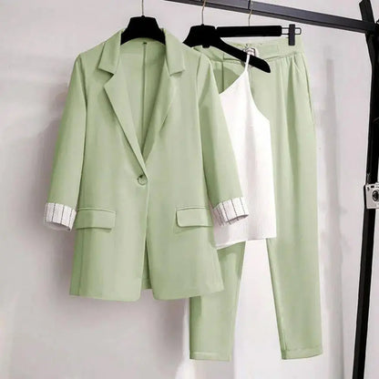 Isabelle - Dreiteiliges Blazer-Ensemble für Frauen