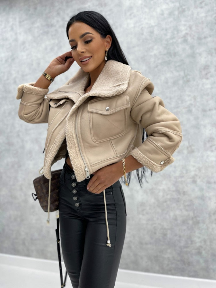 Calvin Coat | Sehen Sie diesen Winter warm und modisch aus