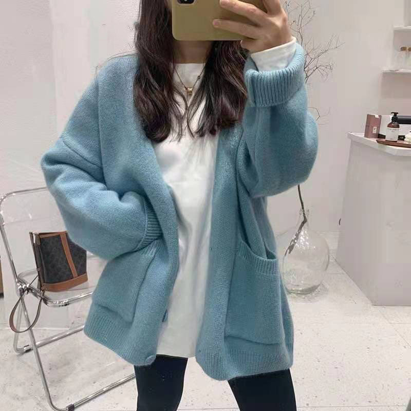 Strickjacke mit V-Ausschnitt