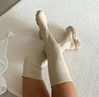 Zara - Trendige Overknee-Stiefel mit Socken für Frauen