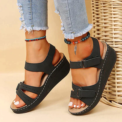 Ramona® | Bequeme orthopädische Sandalen mit Keilabsatz