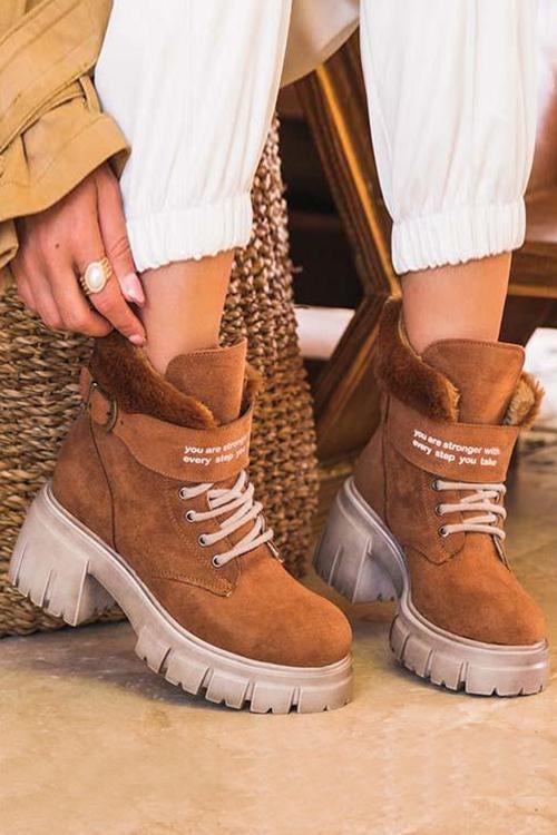 Trendige und bequeme Combat Boots