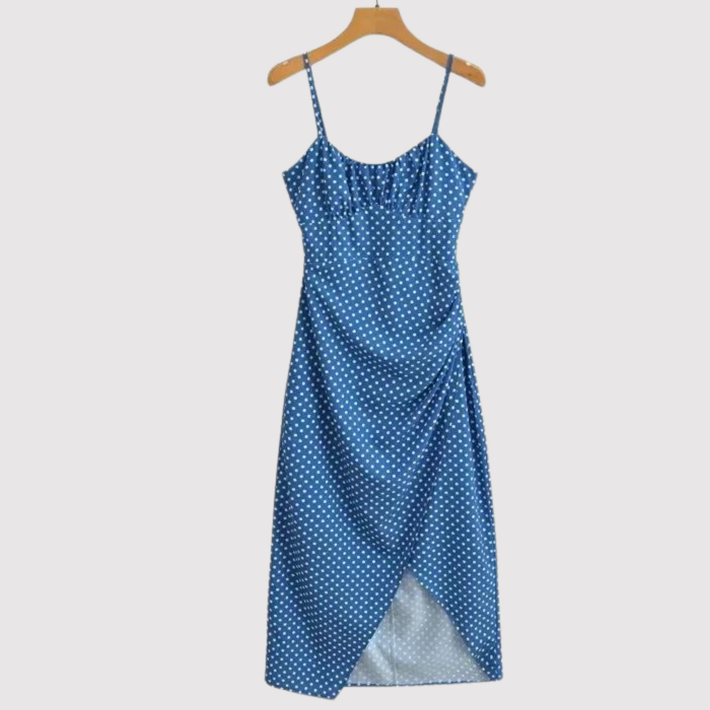 Stella - Rückenfreies Kleid mit Spitze