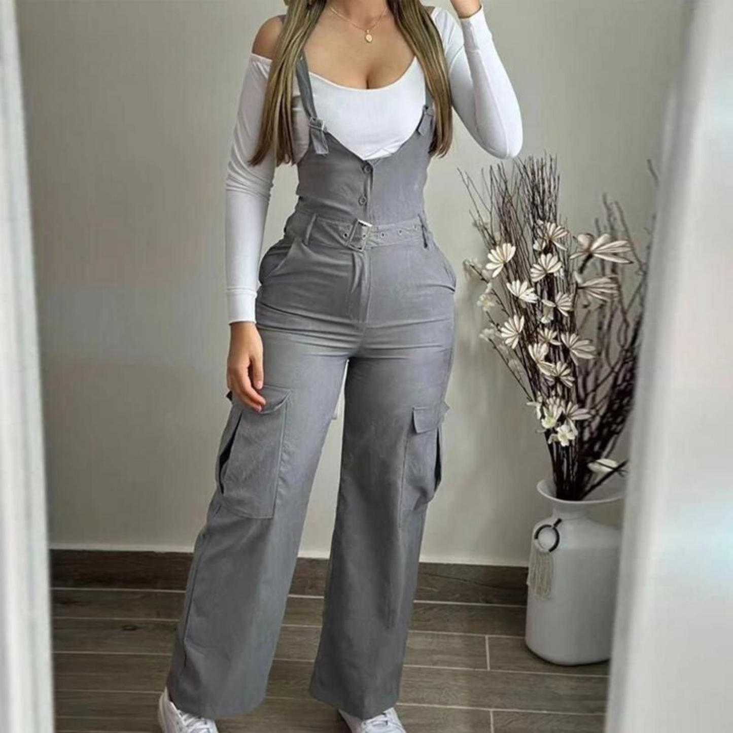 Clara - Stylische Latzhosen für Frauen