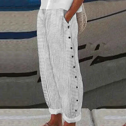 Bequeme Sommerhose mit Streifenmuster