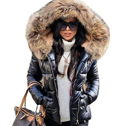 Alisa Wintermantel | Daunenjacke mit warmer Kapuze