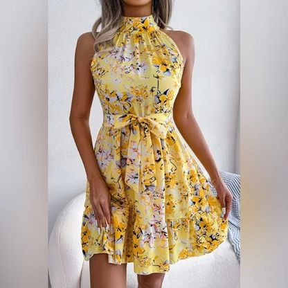 Samara - Geblümtes Trapezkleid mit Schleifengürtel und gerüschtem Saum