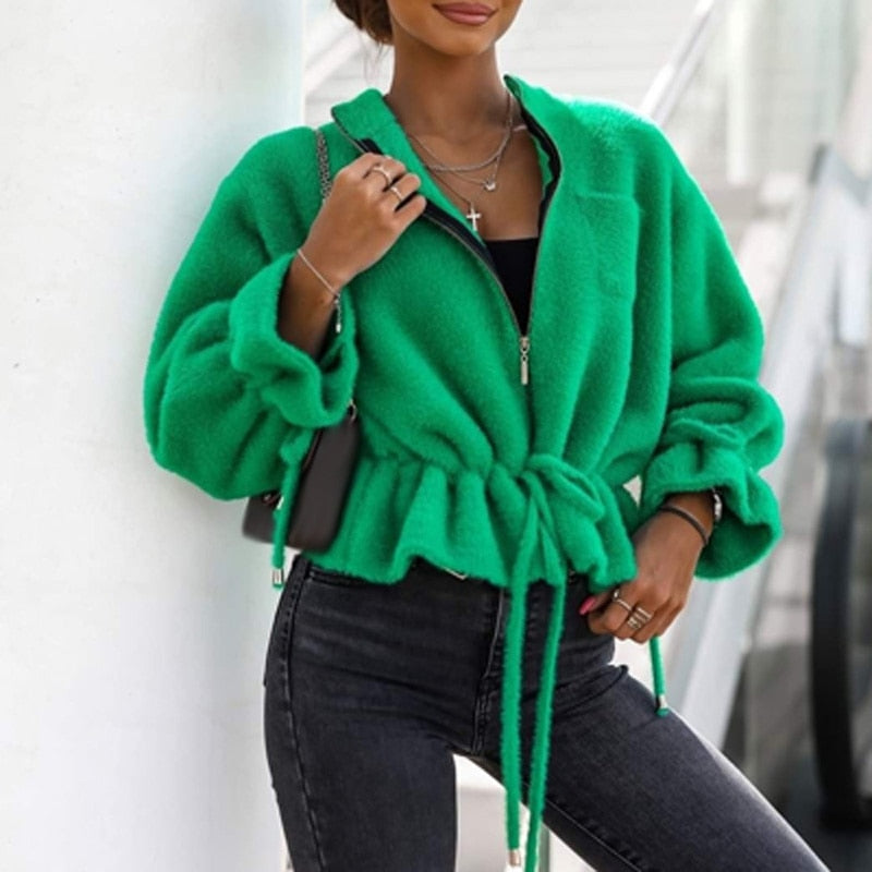 Julie Winter Jacket | Eine lässige Jacke mit einzigartigem Design