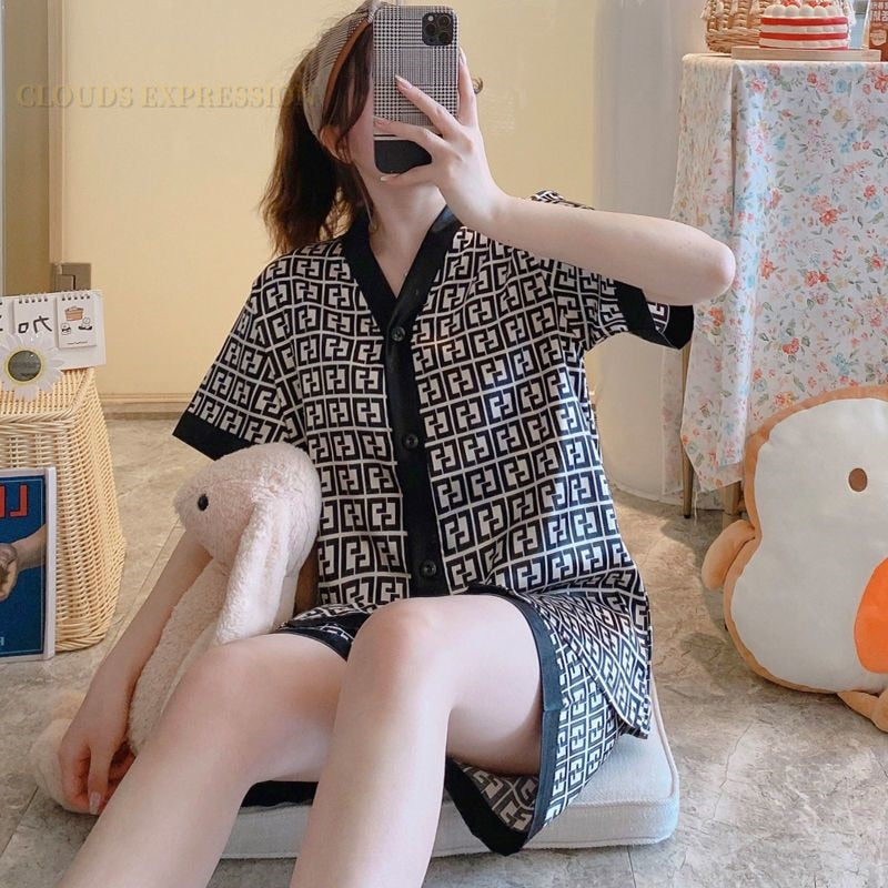 ElegantPyjama™: Schlafanzüge für Frauen