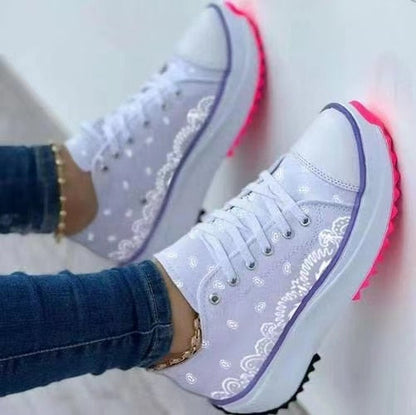 Schlupf-Sneaker Schnürer Plateauschuhe