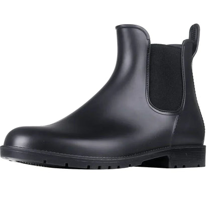 Stilvolle glänzende wasserdichte Stiefel