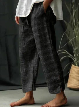 Lässige Sommerhose mit Streifenmuster