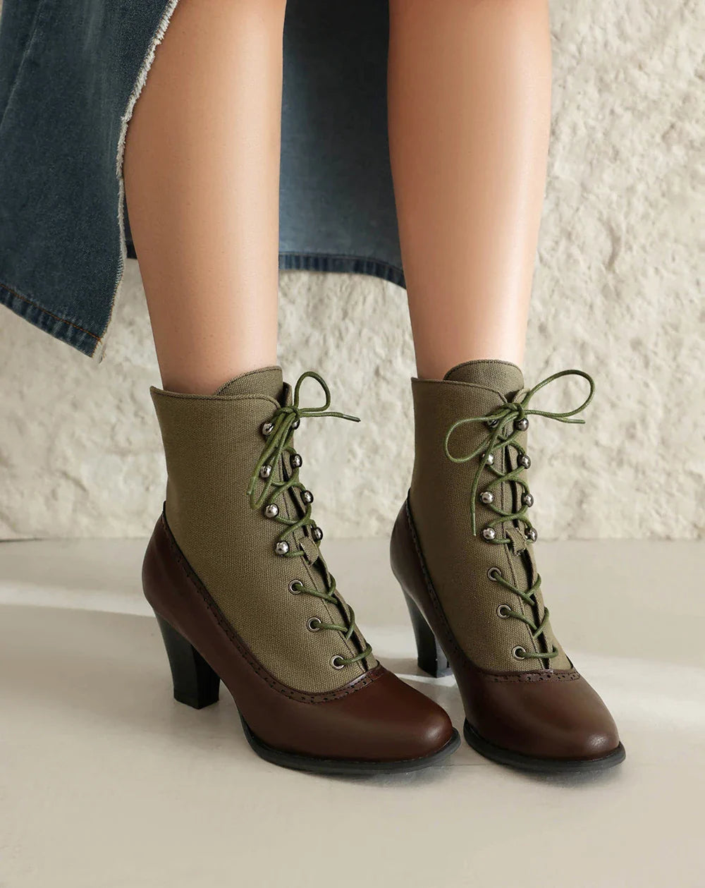 Viktorianische Stiefel mit runder Spitze - Nanna
